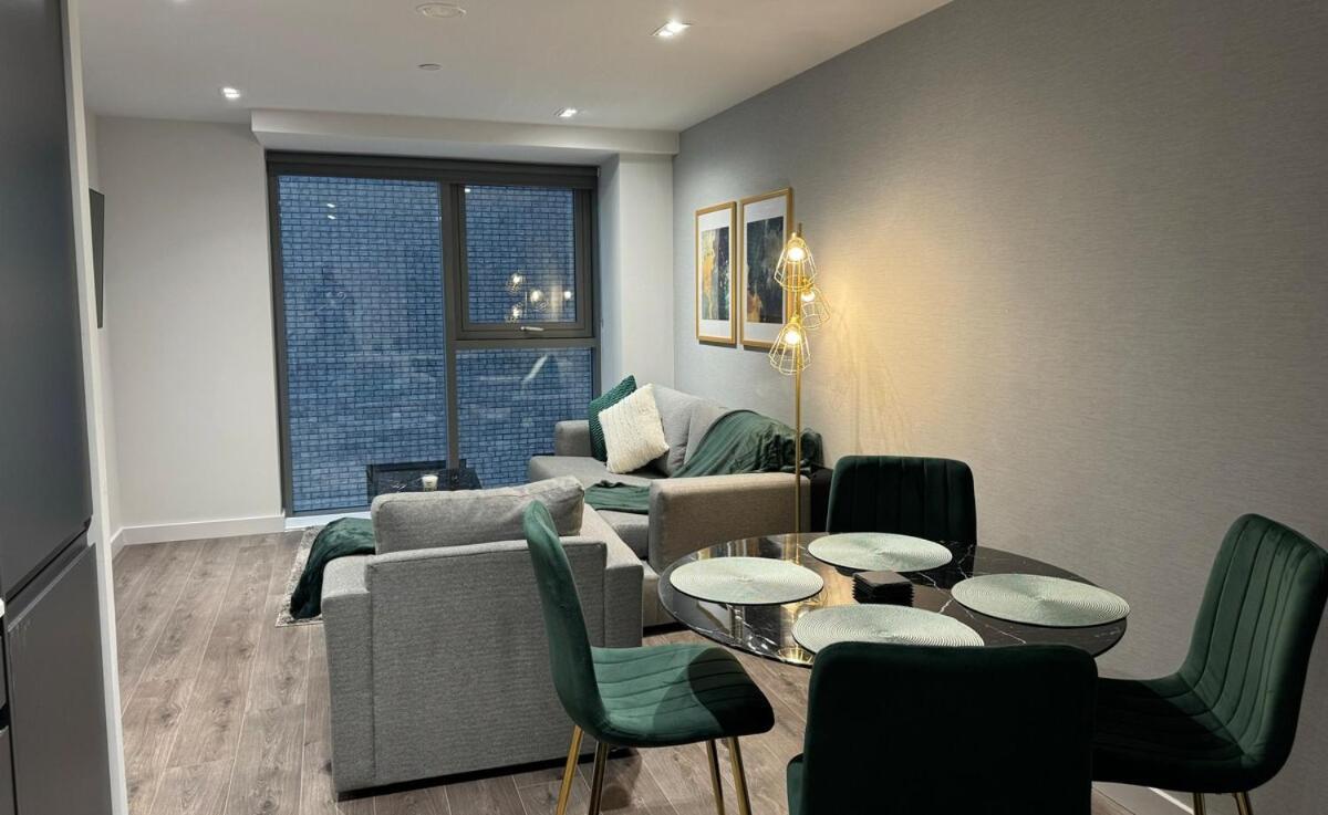 Modern 2-Bedroom Apartment In Heart Of 利物浦 外观 照片